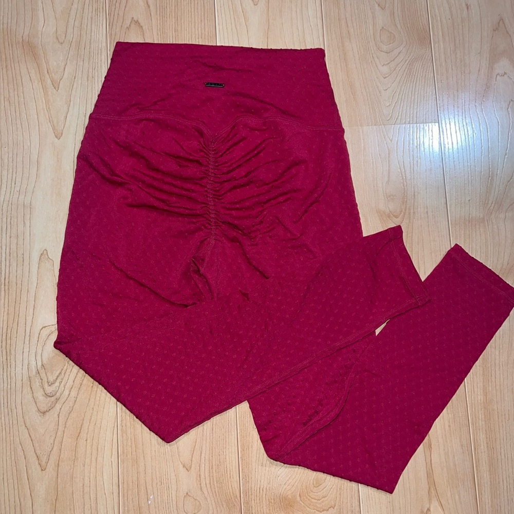 ECHT Women's Red Leggings